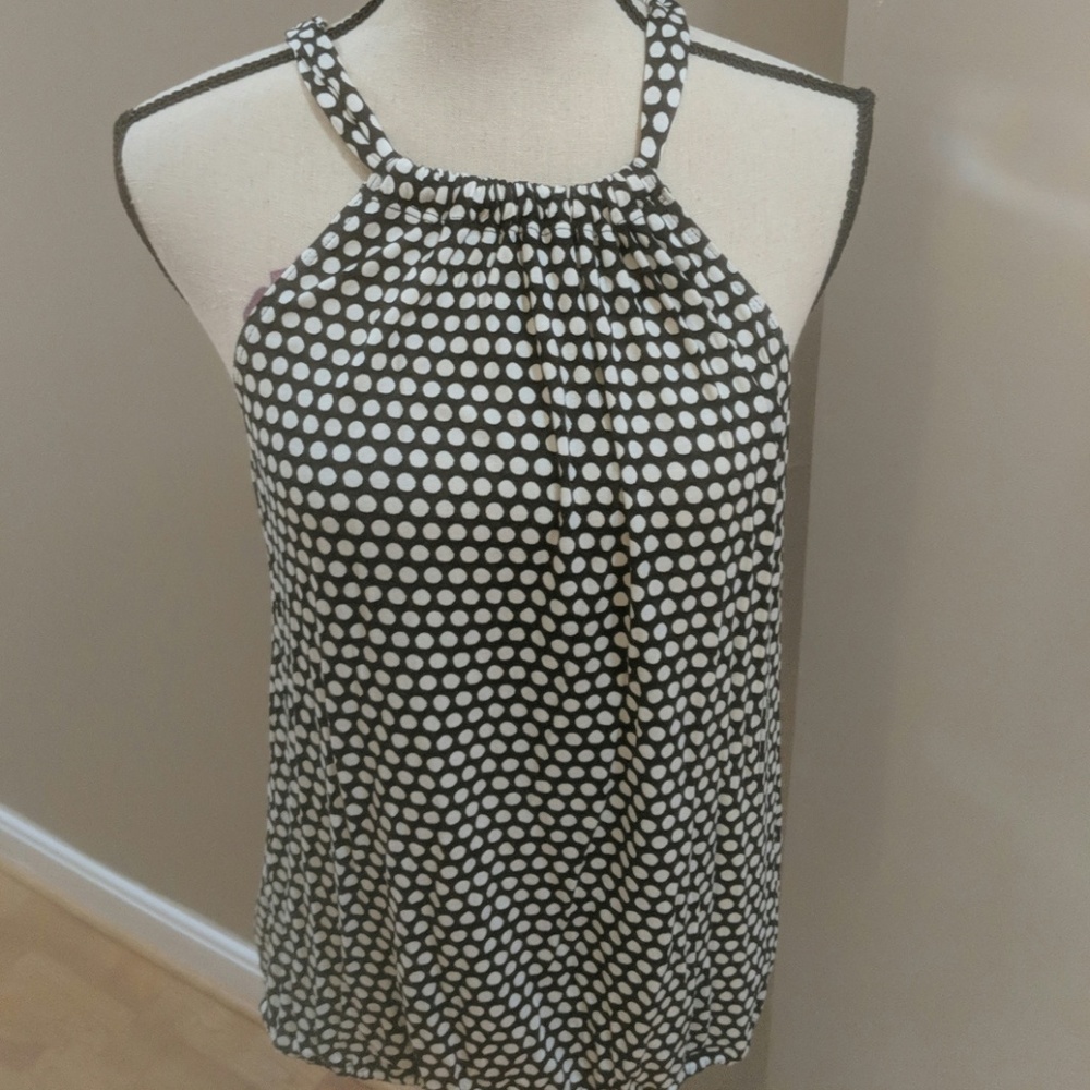 Black and whitw polka dot top